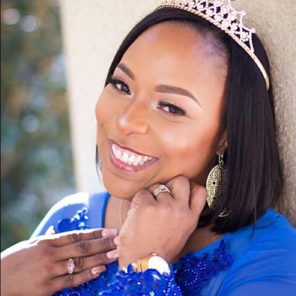 Meet your Posher, Sunshine ☀️ - Picture 1 of 5